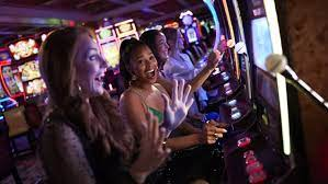 Casino Dress Code: What to Wear for a Night of Gambling 1 image 4